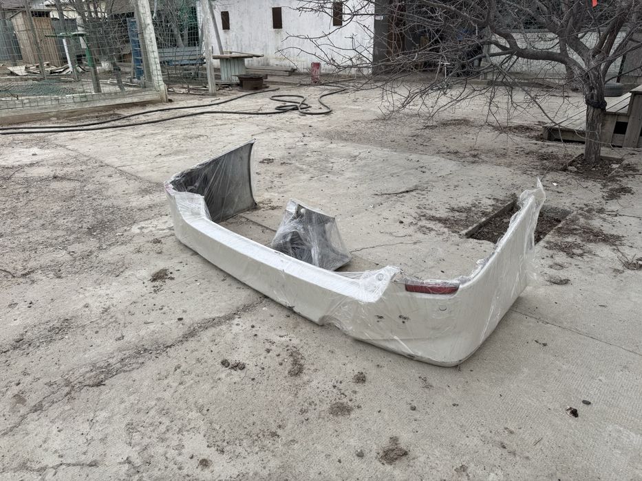 Задний бампер Toyota Alphard