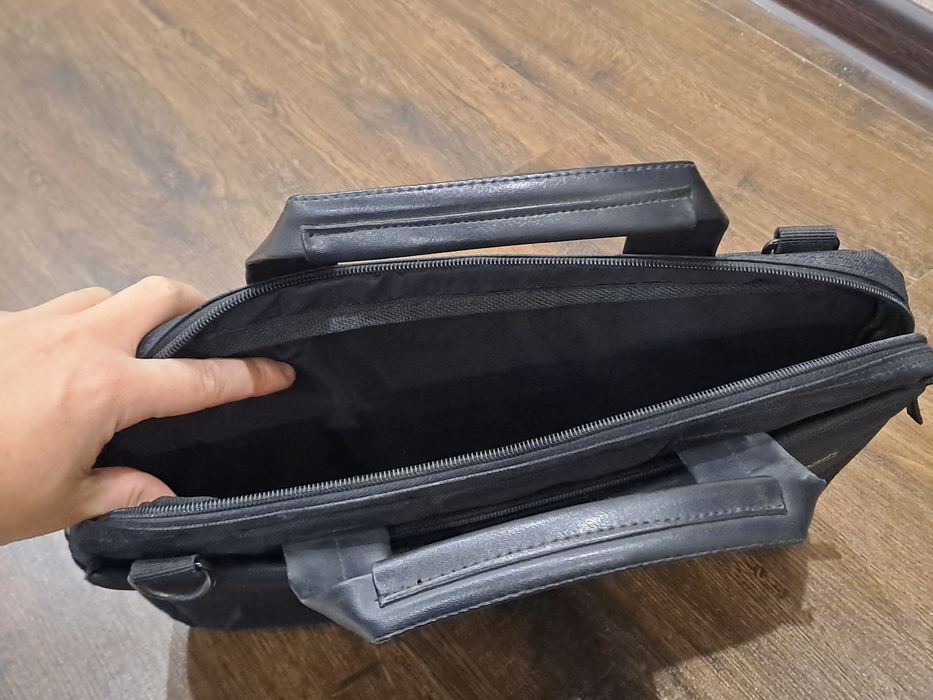 Продам сумку для документов