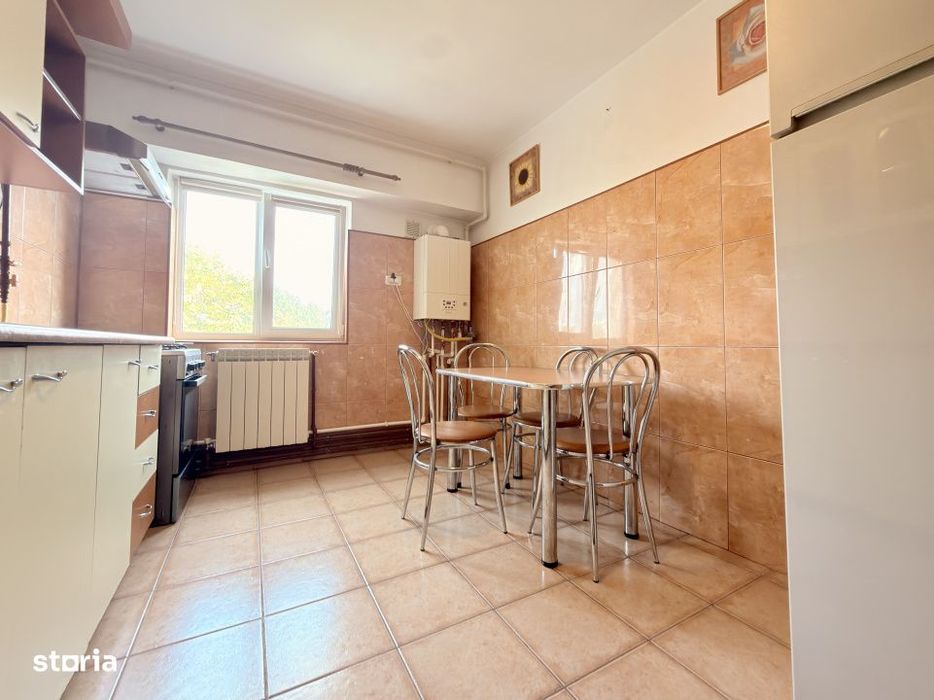 Apartament cu 3 camere decomandat de inchriat in Faleza Nord | Parcare