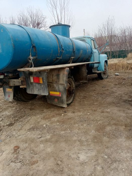 Gaz 53 sotiladi yurib turgan moshina