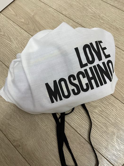 Чанта за кръст LOVE MOSCHINO