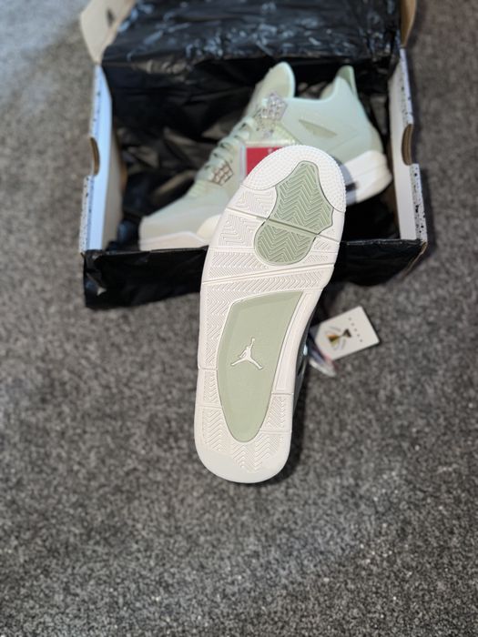 Air Jordan 4 (42)