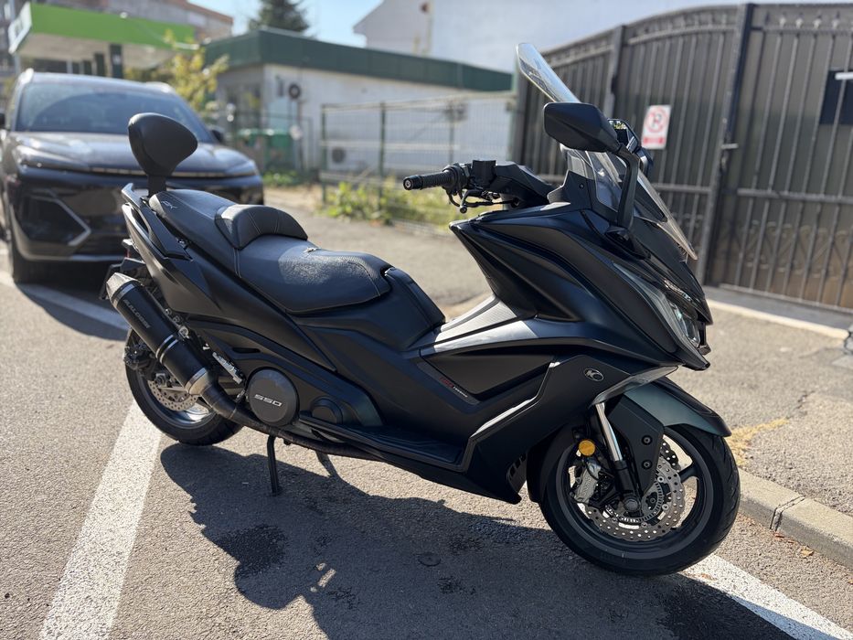 De vanzare KYMCO AK550
