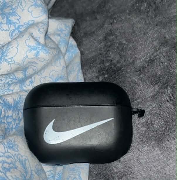 Air pods pro.