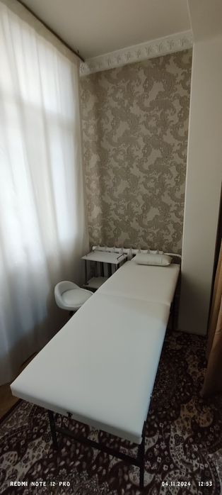 Кушетка сотилади