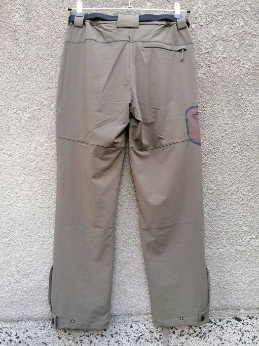 Нов сивозелен мъжки разтеглив пролетноесенен панталон Jack Wolfskin