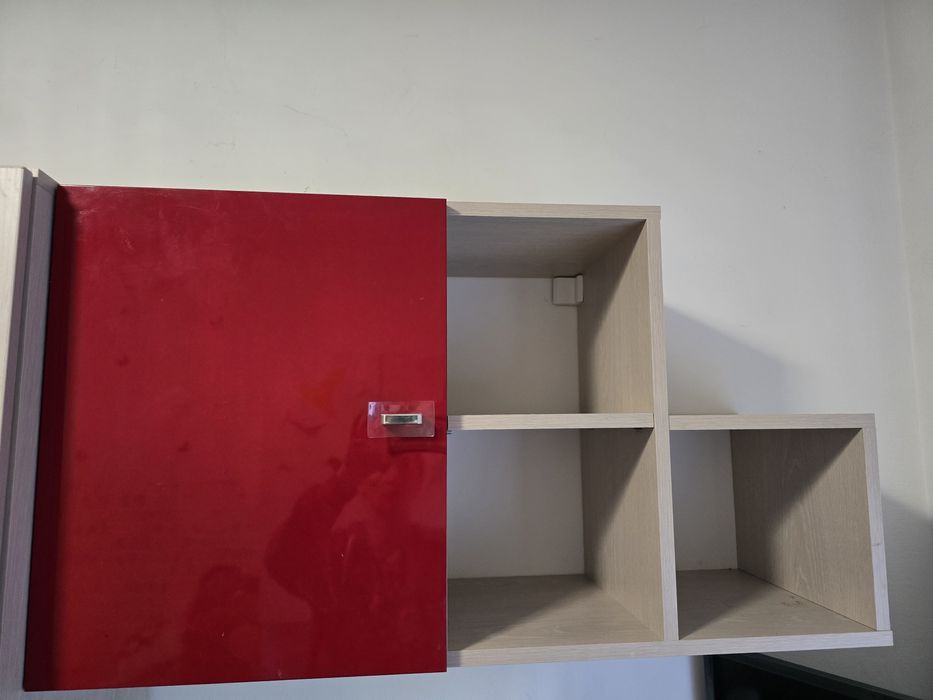 Vând mobila camera tineret 800 ron