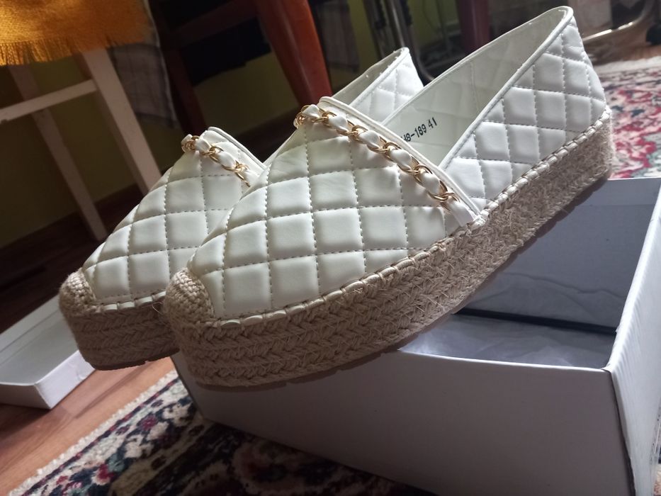 De vânzare încălțăminte damă