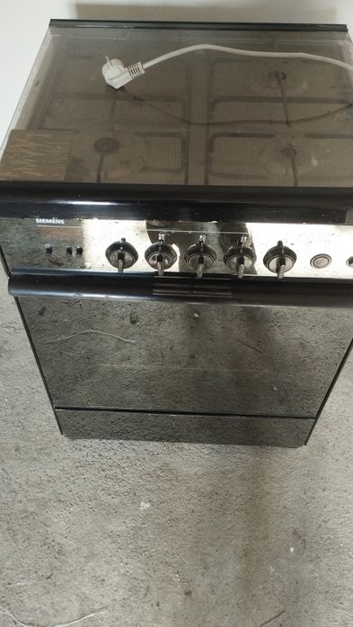 Aragaz Siemens  inox/650lei