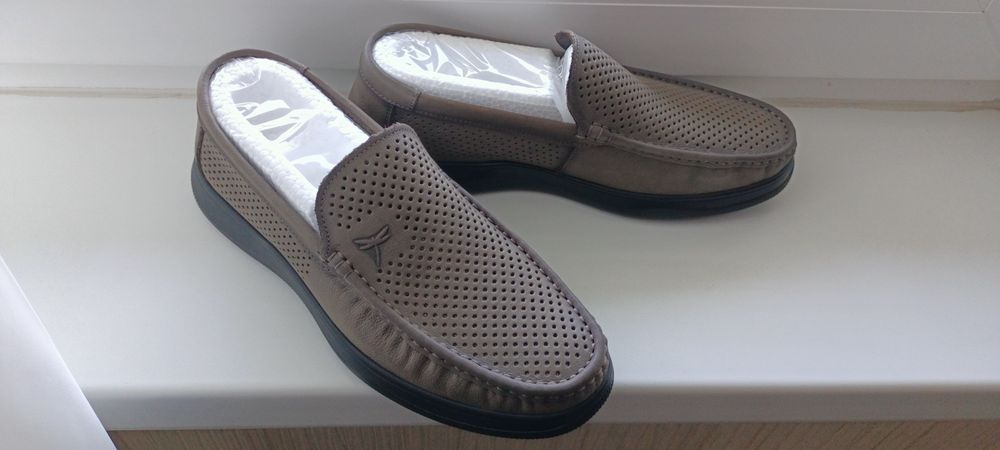 Кожаные летние туфли Италия 41р