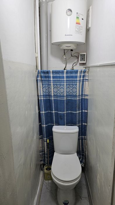 Аренда офис  51 м.Кв первая линия Акмаль Икрамова Орент. Скорая помощь