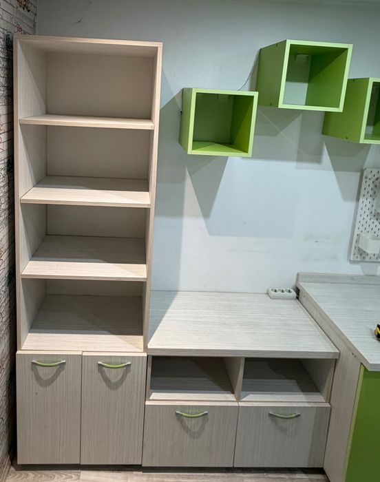 Mobilier cameră copii/ adolescenti