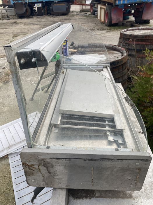 Витрина за вграждане, подходяща за заведение /магазин!!!