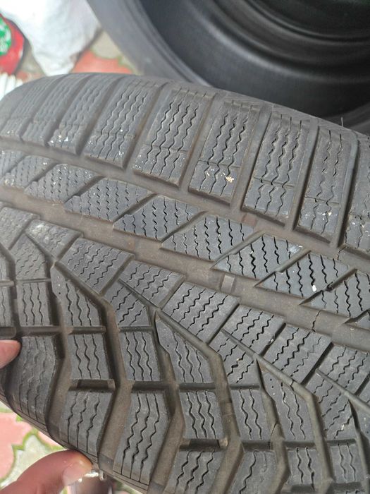 Зимни гуми  235/55 R19