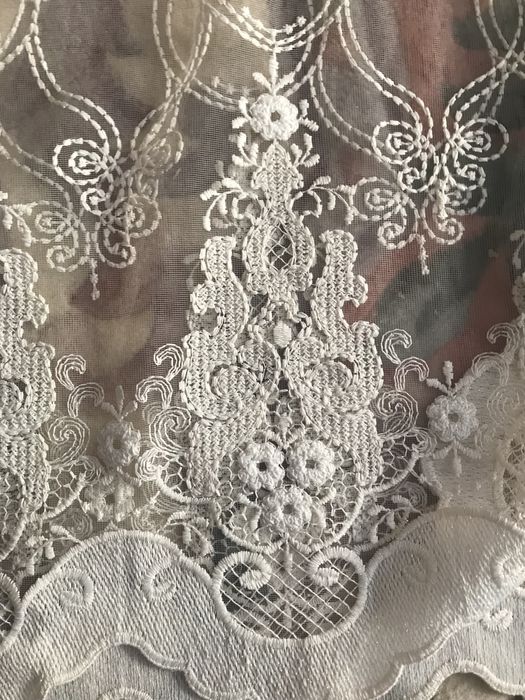 Тюль с узорами 7 м