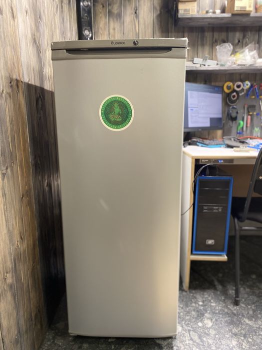 Холодильник бирюса