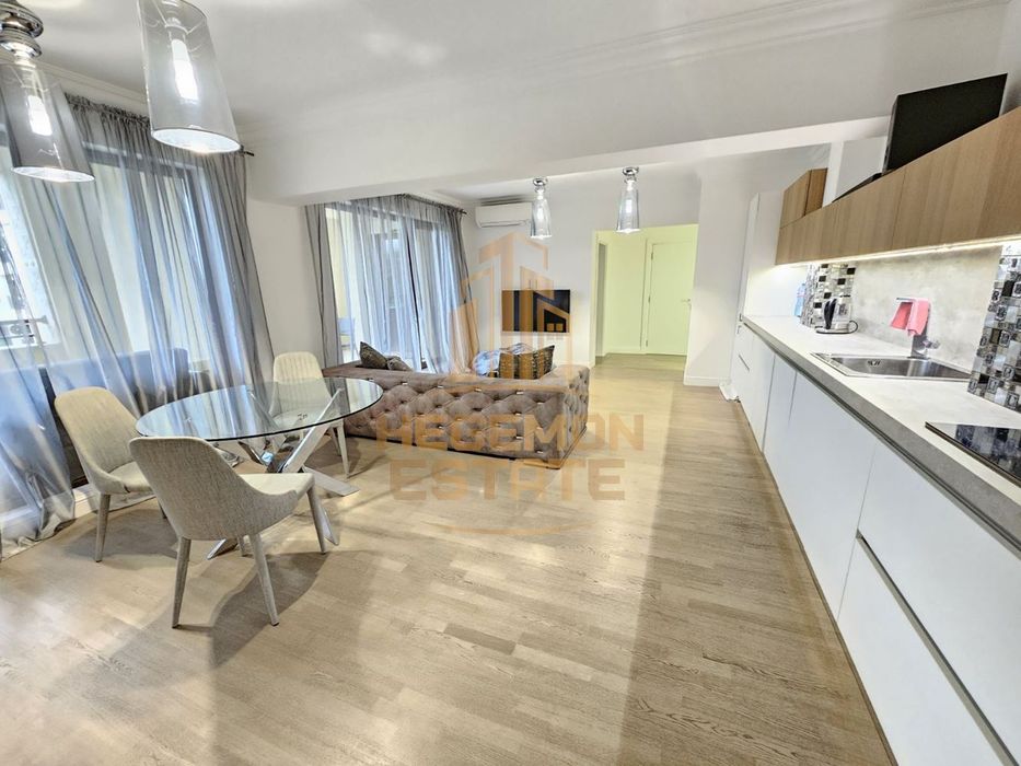 Продава се Тристаен апартамент в к.к. Златни пясъци - 159 кв.м за 2076 €/кв.м - Снимка #2