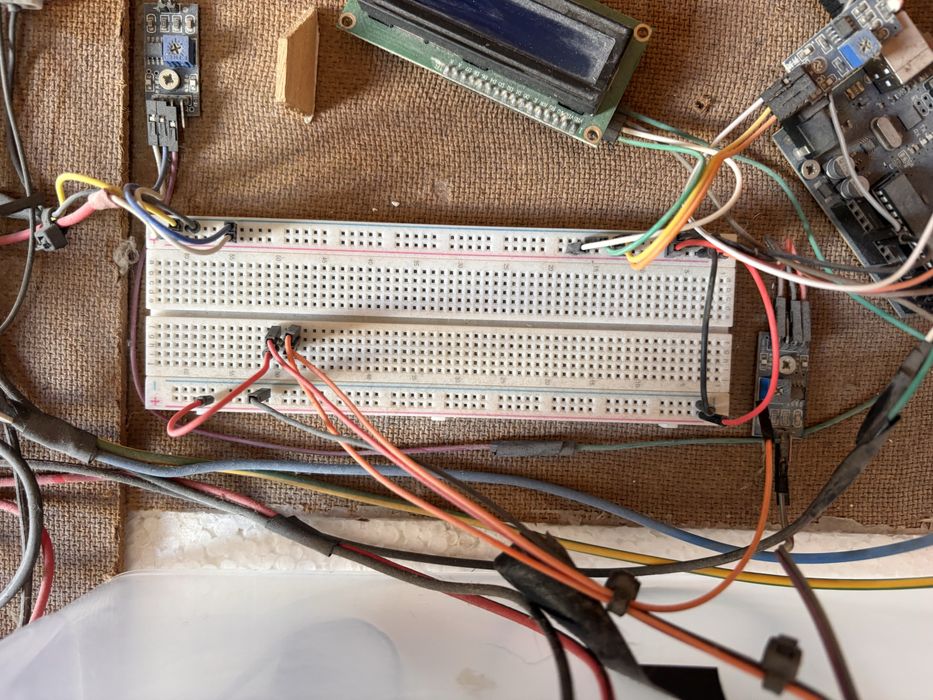 Licenta arduino-sera automatizata