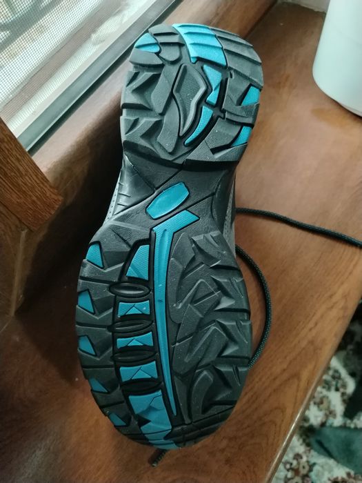 Кроссовки CMP, Италия