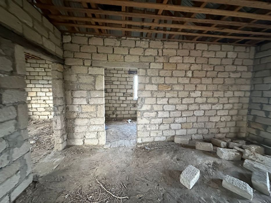 Продам частный дом в черновом варианте.