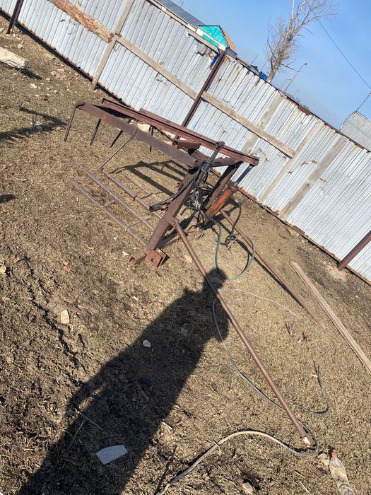 Продаю трактор !!!