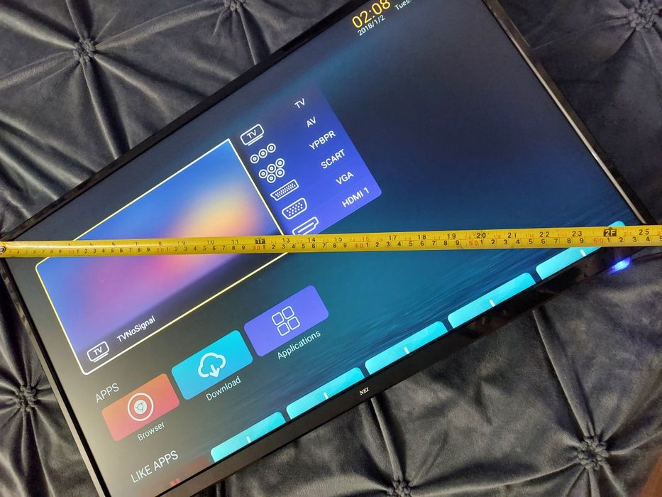 TV Smart NEI diagonala 63 cm