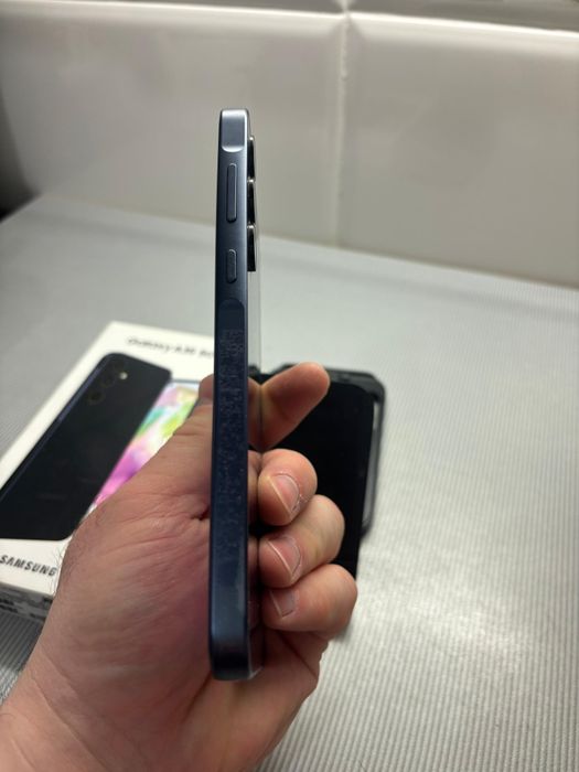 Продам Samsung A35 5G 128g
