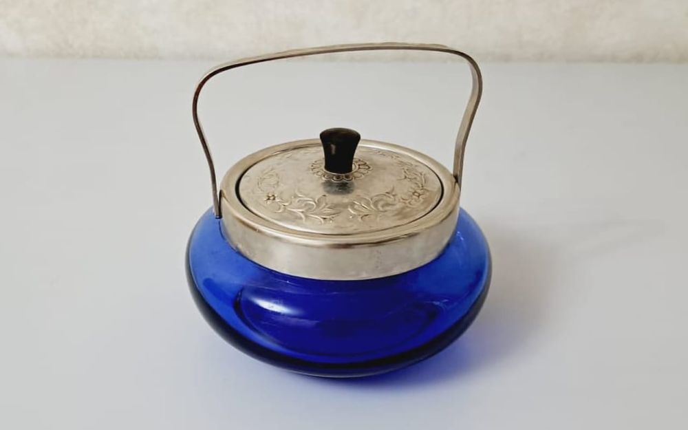 Сахарница Сахарница