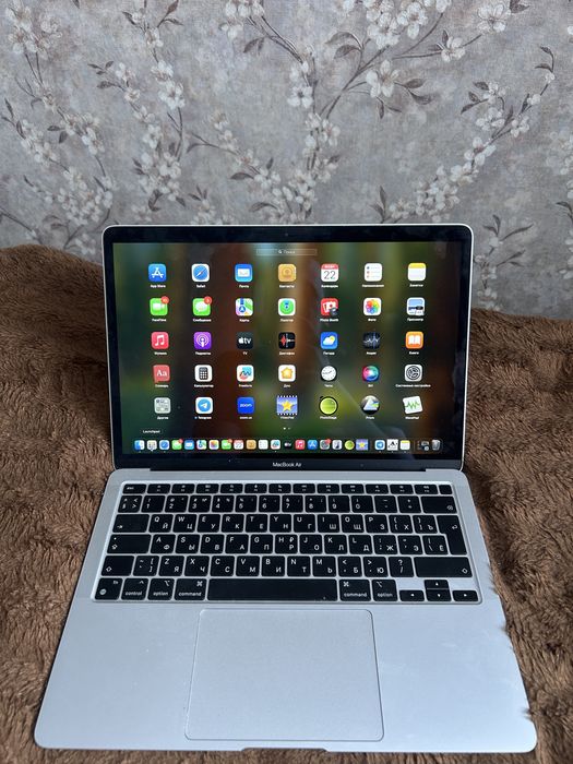 Apple macbook M1