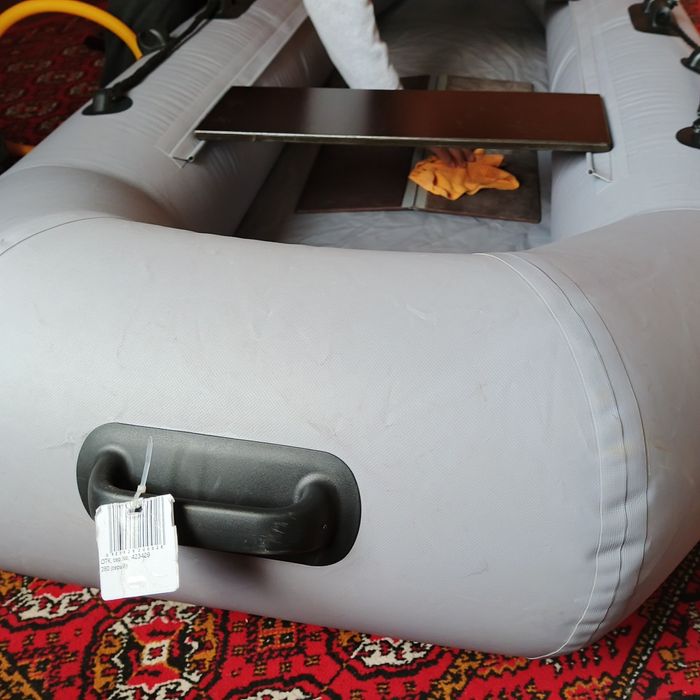 Лодка надувной новый 2 местный