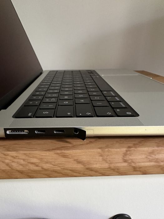 Macbook M1 Pro 14 | 10 16 1TB | 100% baterie | Silver