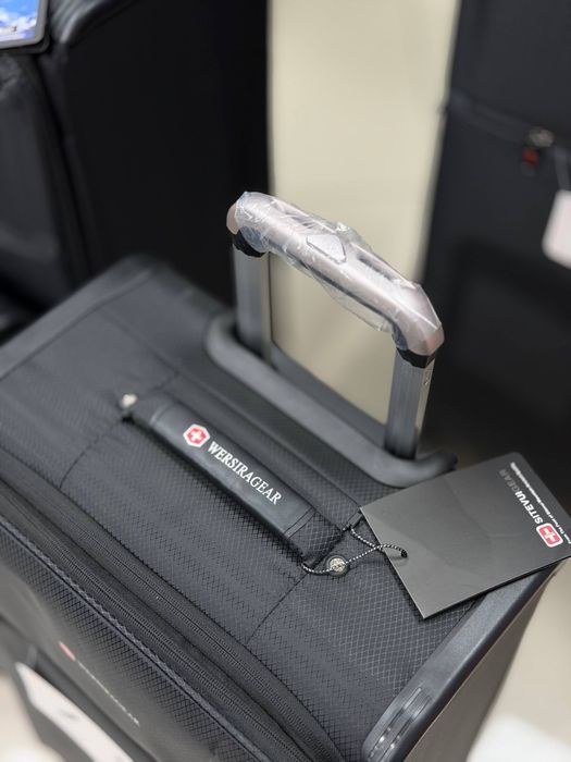 Ультра легкий чемодан XXL 90см