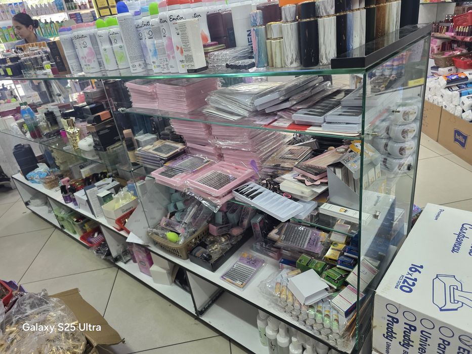 Витрина полка ойналик