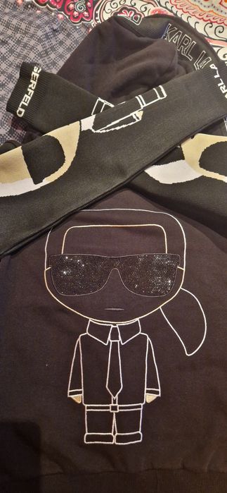 Комплект-(aнцуг)