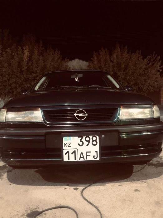 Опель вектра 1.8