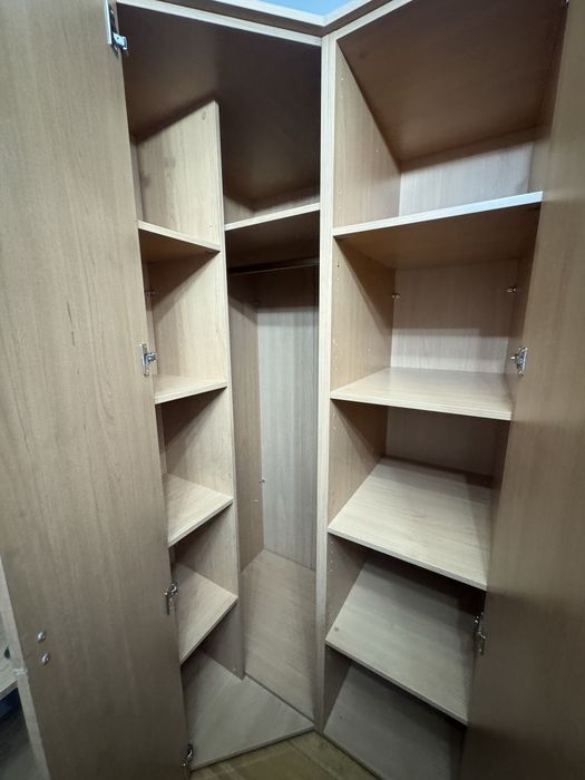 Продам комплект мебели для детской