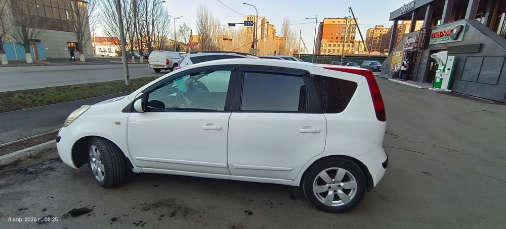 Продается Nissan note 2007 года, 1.6 автомат!