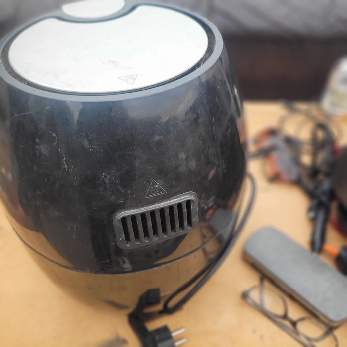 Fripteoza cu aer cald 1500w