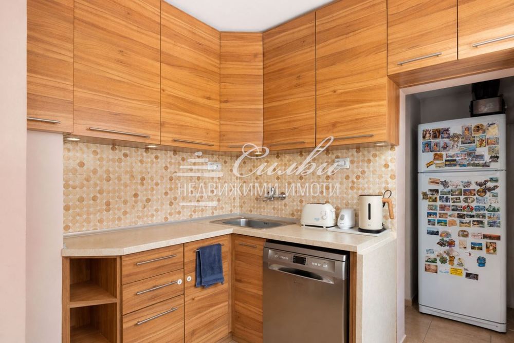 Продава се Етаж от къща в Шумен, 2-ри корпус - 97 кв.м за 1598 €/кв.м - Снимка #5