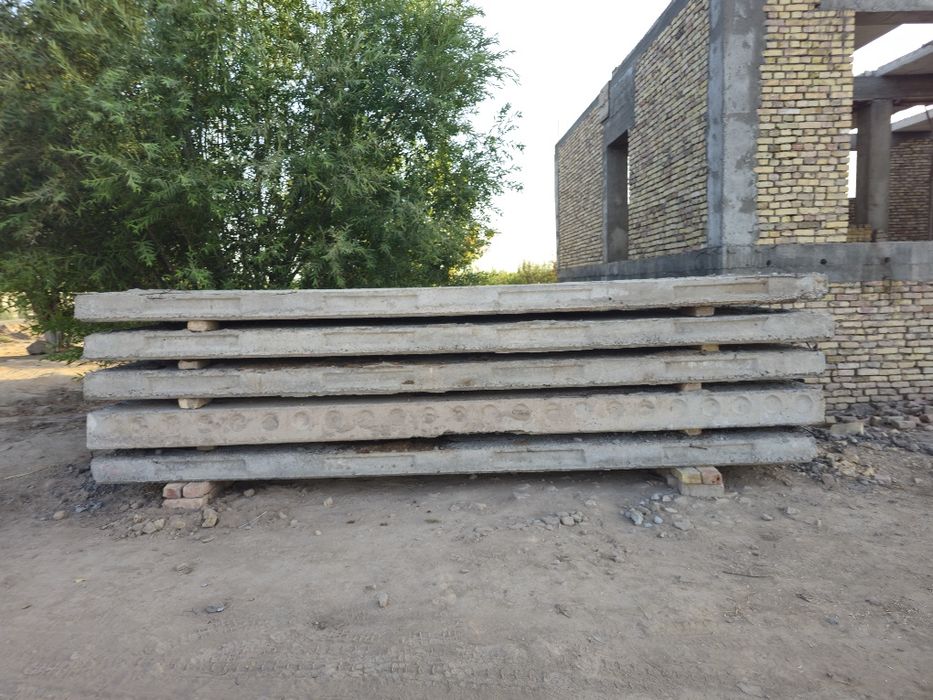 Beton plitalar sotiladi