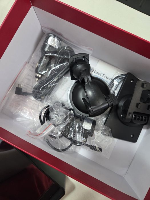 NOU! Navigatie GPS camioane+accesorii