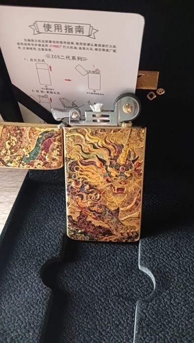 Продам на подарок зажигалки