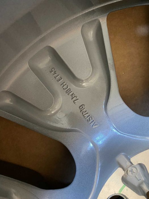 Janta jante aliaj R18 Renault Alaskan Nissan Navara noua originala