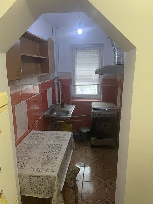 Apartament de vanzare zona catanga, strada chimiei Bl J1