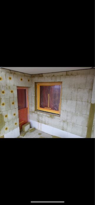 Echipa  Muncitori - Fațade  & finisaje interioare Firma SRL