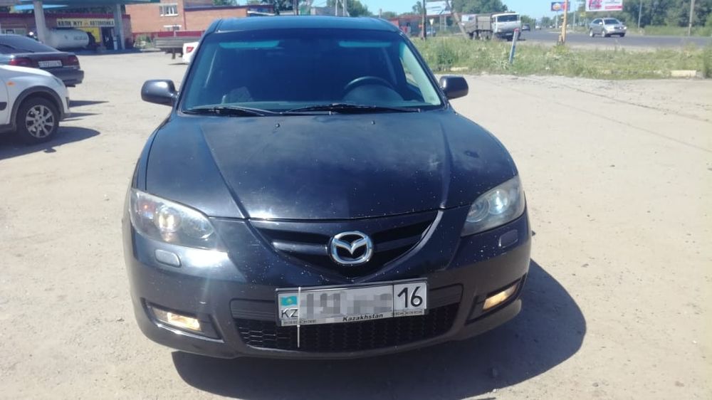 Мазда 3 2008г 2,3