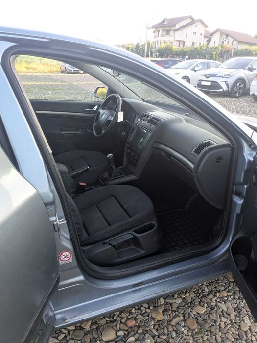 SKODA Octavia 2004 — imagine 4
