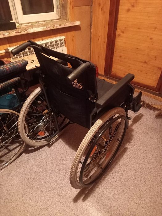 Инвалидная коляска