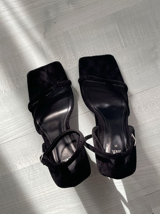 Босоножки от Zara