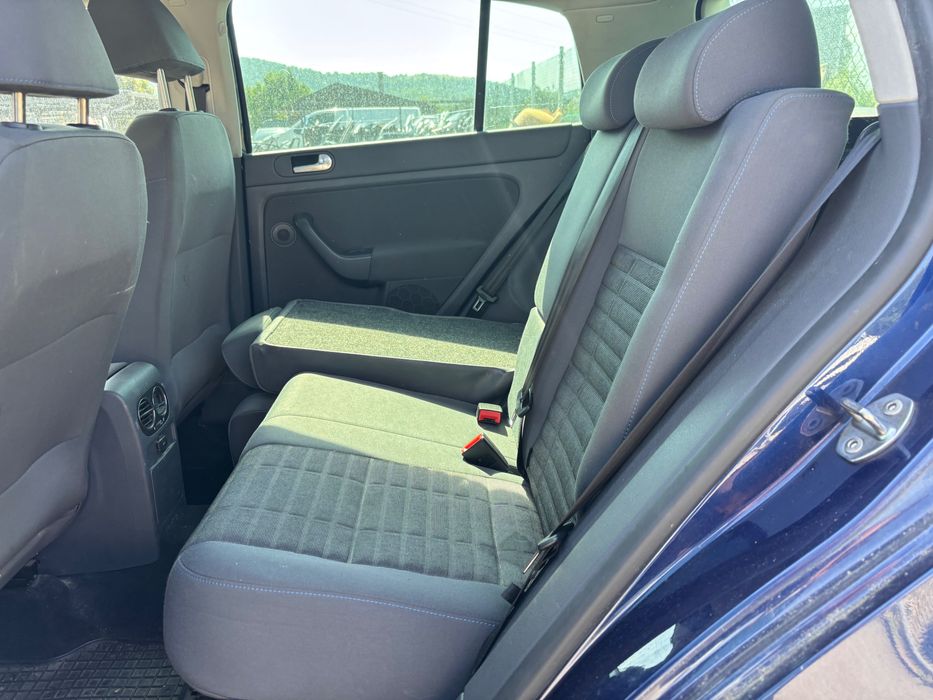 Volkswagen Golf Plus на части